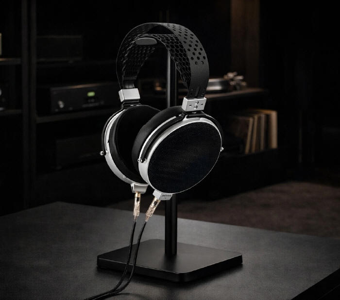 MoonDrop Skyland rzuca wyzwanie najdroższym słuchawkom planarnym