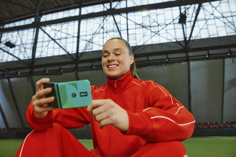 Motorola zagra z Ewą Pajor