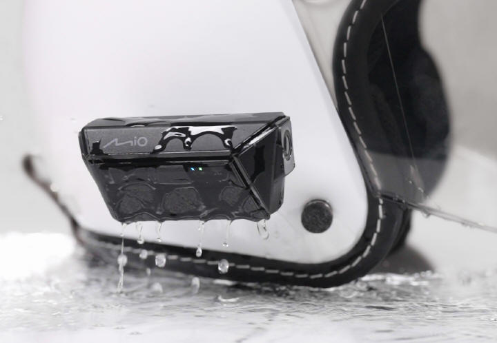 Mio MiVue MP20 – nowa kamera na kask dla fan�w jedno�lad�w
