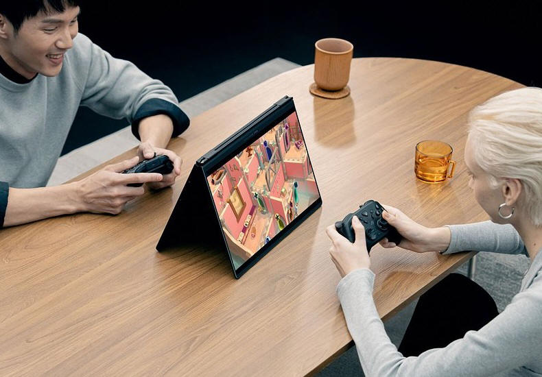 ASUS Zephyrus Duo z dwoma ekranami OLED, już w Polsce